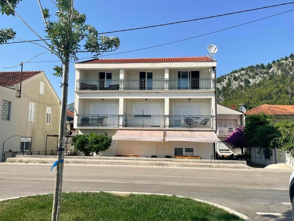 Apartamento Rojena Vala - Neretva Komin  Exterior foto